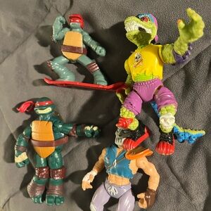 Colorful Ninja Action Figures Set